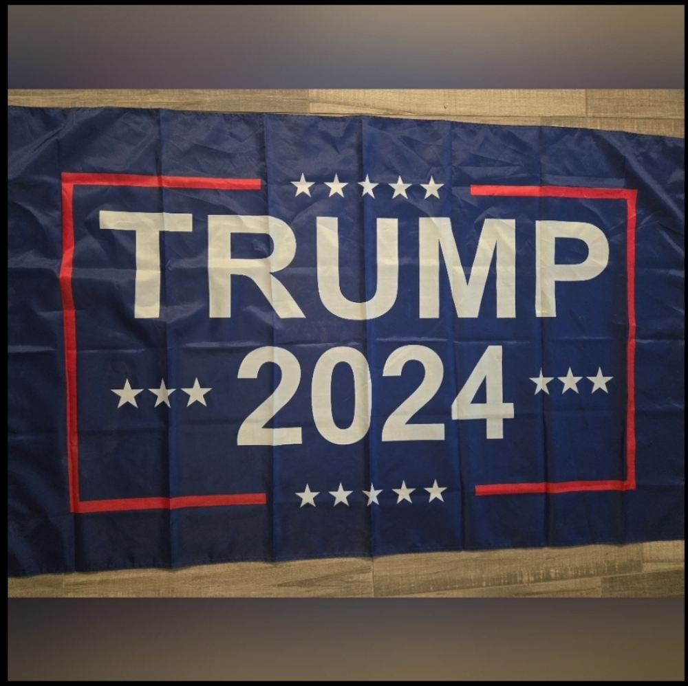 TRUMP FLAG